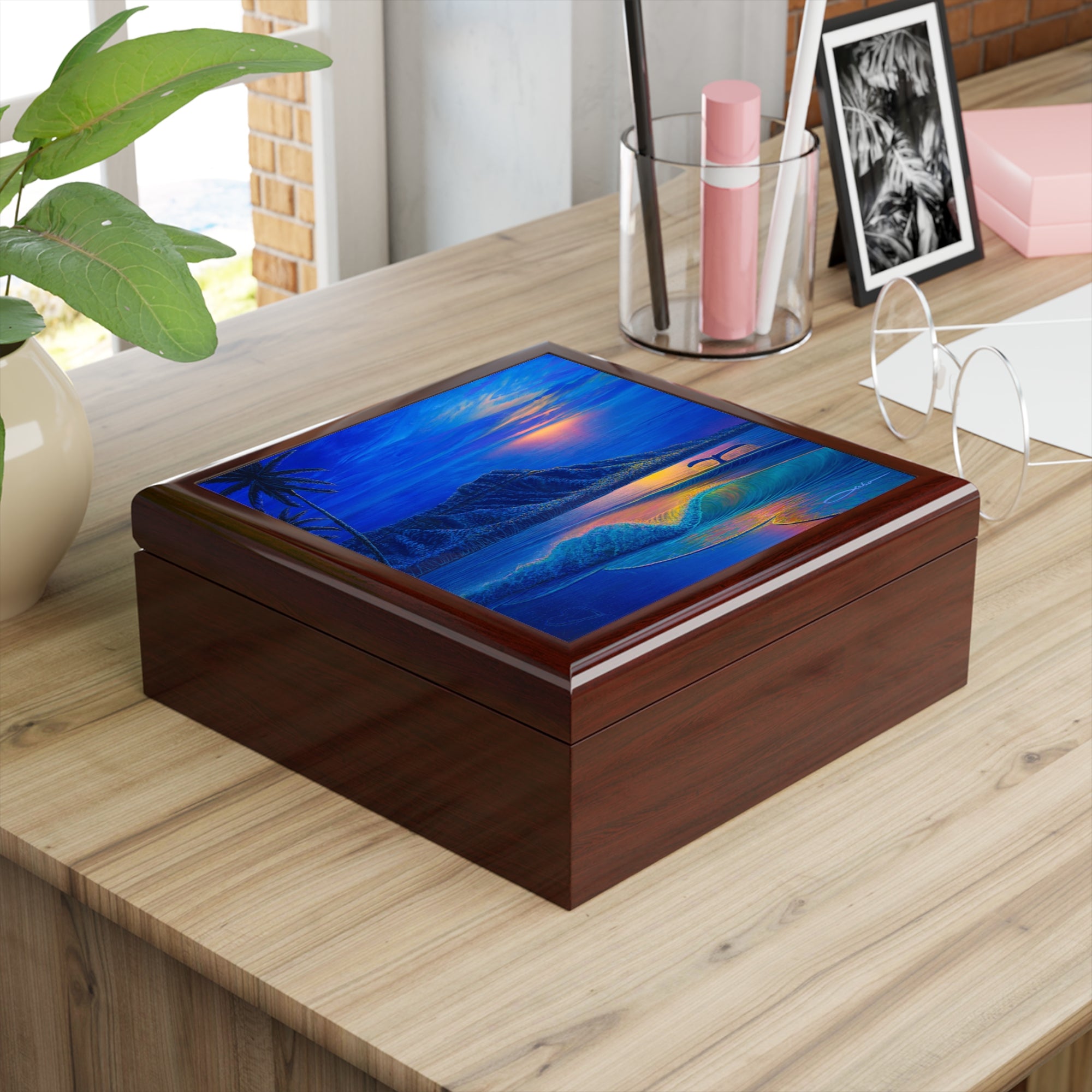 "Waikiki Romance" Jewelry Box