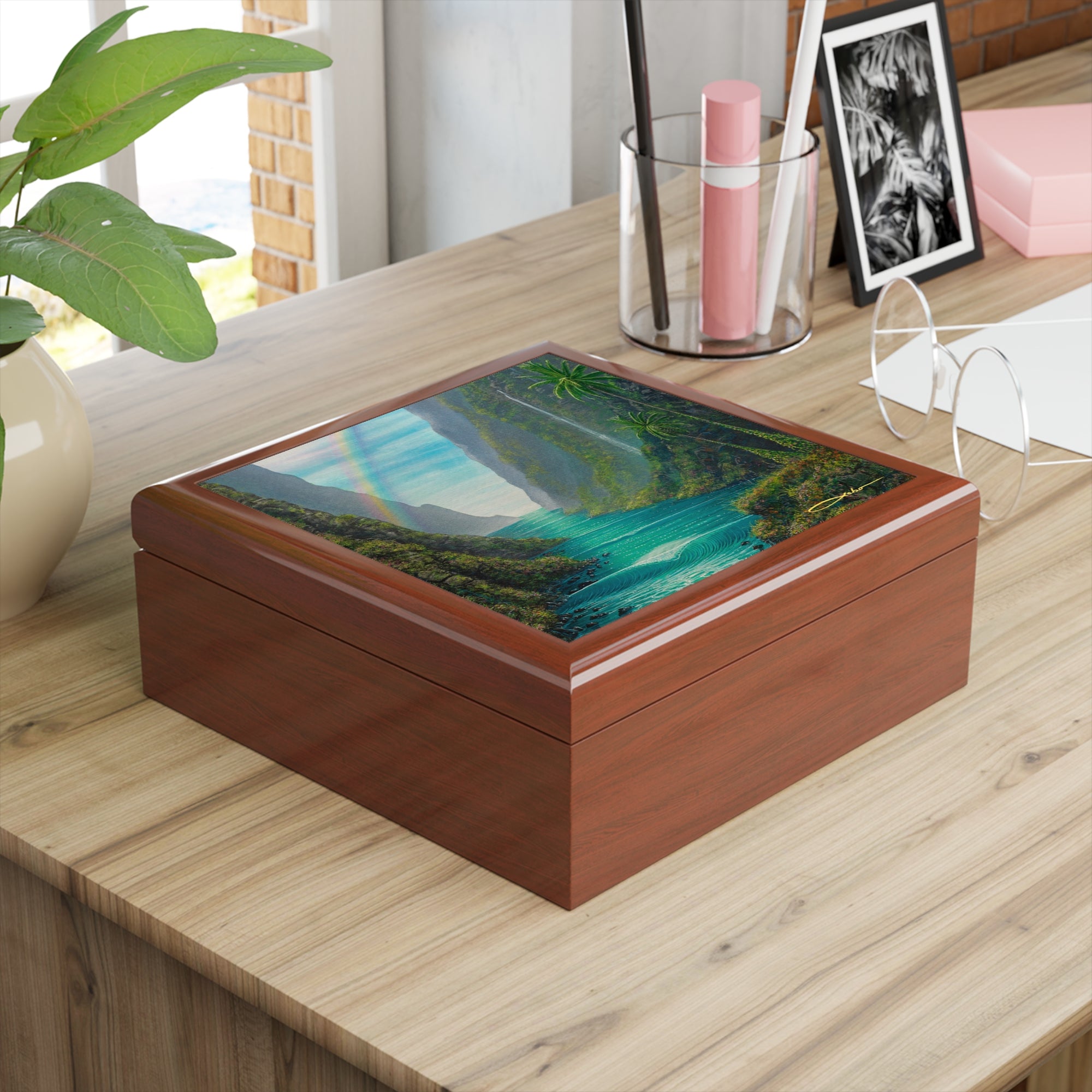 "Hidden Valley" Jewelry Box
